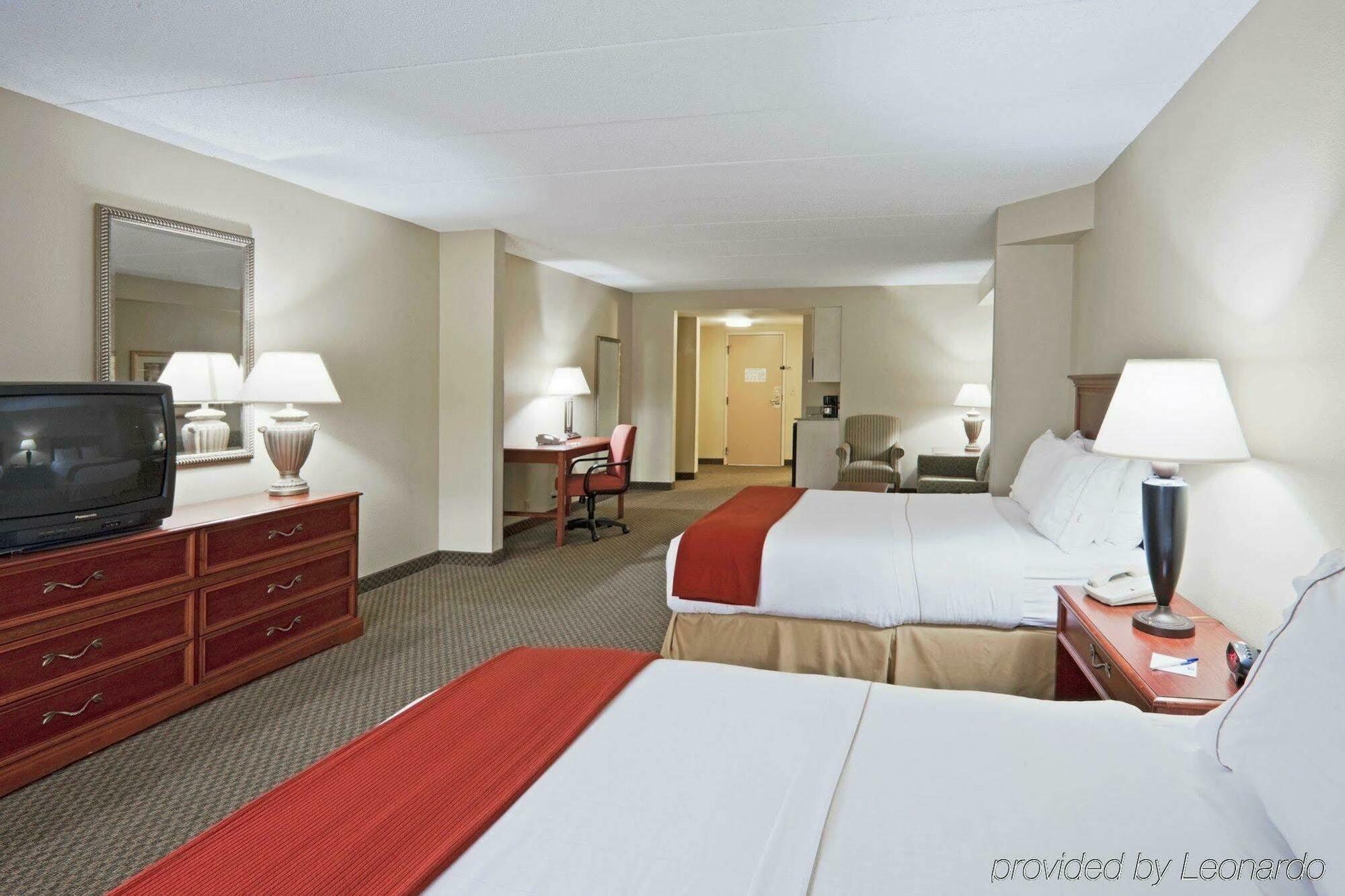 Holiday Inn Express Hotel & Suites Fort Wayne By Ihg Ellisville Exterior foto